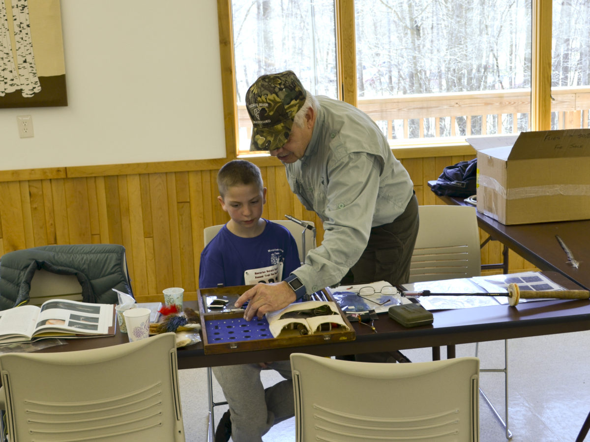 Wayne instructing on how to make a Blue Panfish fly